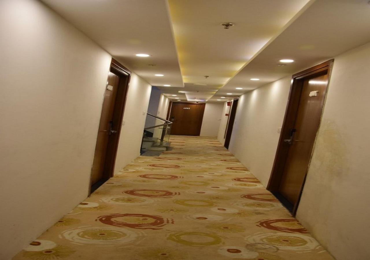 Hotel Meadows Varanasi Luaran gambar